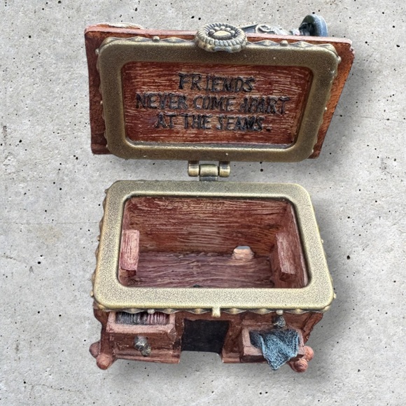 Vintage Boyds Bears GRANNY'S SEWING MACHINE Treasure Box - Picture 3 of 15